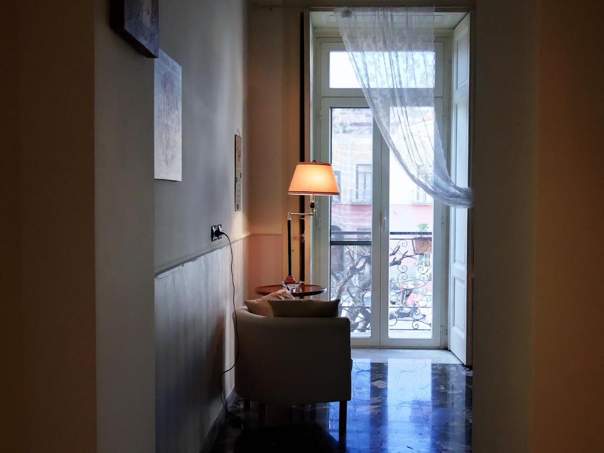 La Casetta Di Nonna Pina - Appartamento Con Cucina In Pieno Centro Torre Annunziata Buitenkant foto